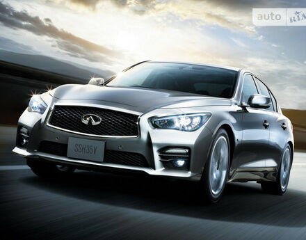 Infiniti Q 2013 года