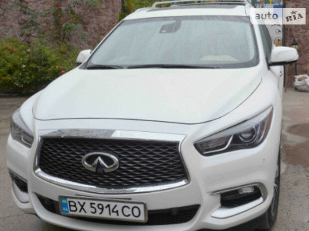 Infiniti QX 2016 года