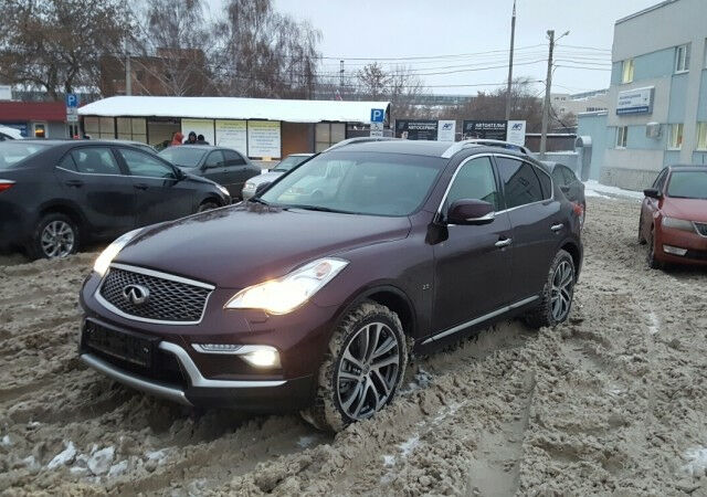 Infiniti QX 2016 года