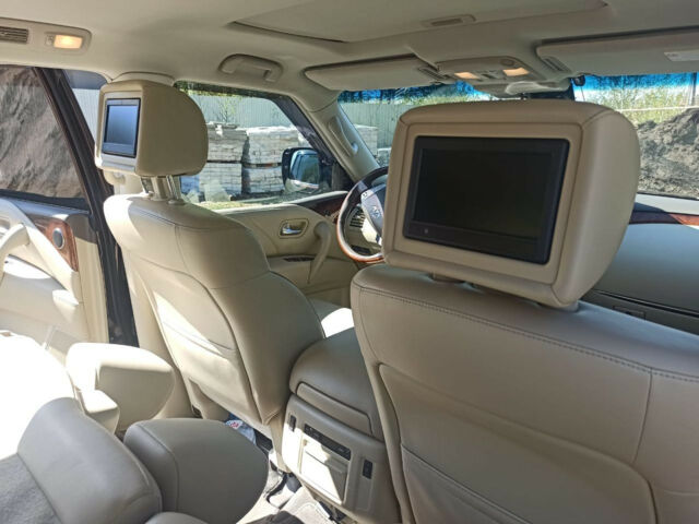 Infiniti QX 2017 року