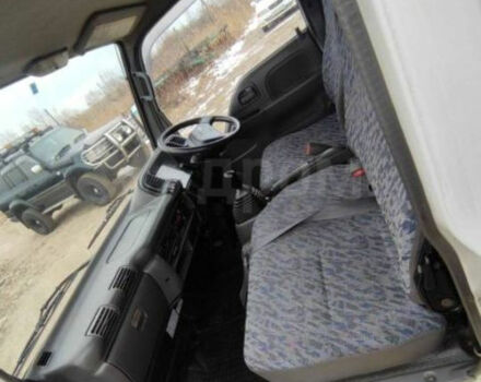 Isuzu ELF 1996 року