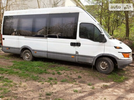 Ивеко Дейли 2003 года Iveco Daily 2003 года