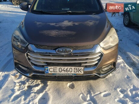 Джак С2 2017 року JAC S2 2017 року