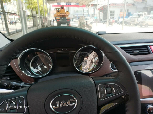 JAC T8 2023 года