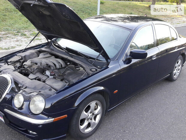 Ягуар С-Тайп 1999 года Jaguar S-Type 1999 года