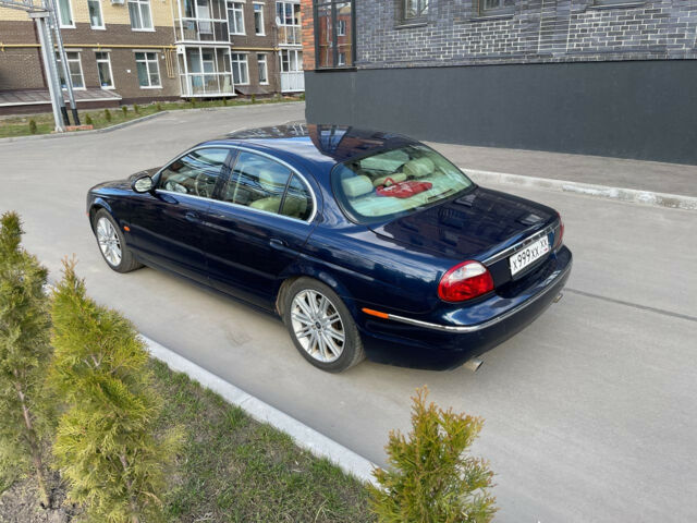Jaguar S-Type 2007 року
