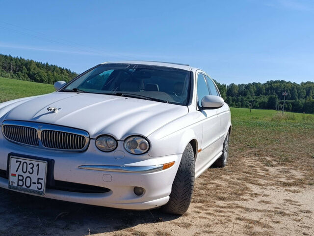 Jaguar X-Type 2001 года