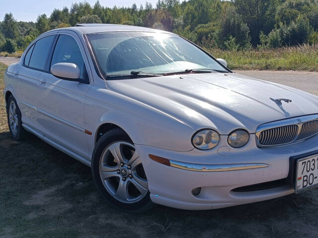 Jaguar X-Type 2001 года