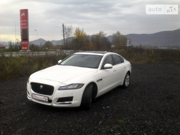 Jaguar XF 2016 года