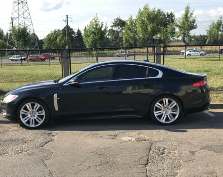 Jaguar XF 2010 года