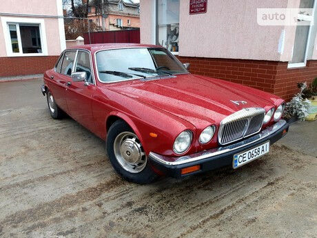 Jaguar XJ 1986 года