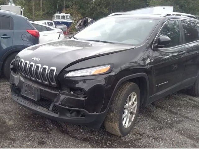 Jeep Cherokee 2015 року