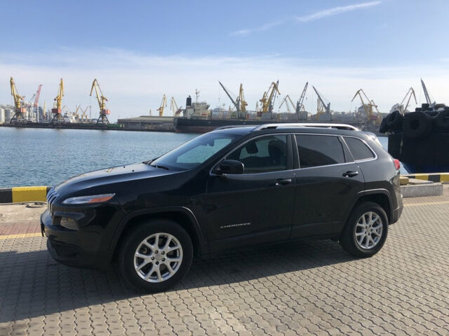 Jeep Cherokee 2015 года