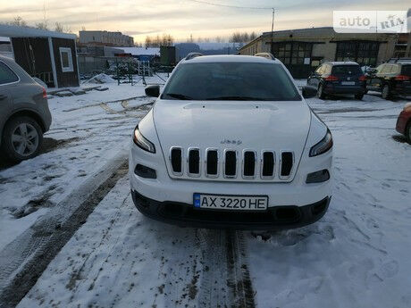 Джип Чероки 2014 року Jeep Cherokee 2014 року