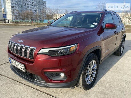 Jeep Cherokee 2018 року