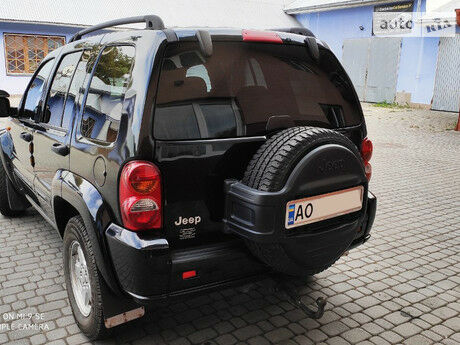 Джип Чероки 2004 року Jeep Cherokee 2004 року