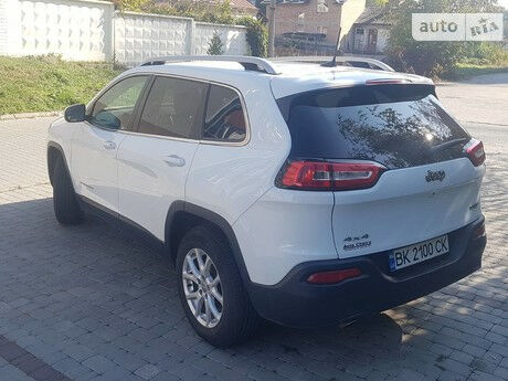 Jeep Cherokee 2015 року