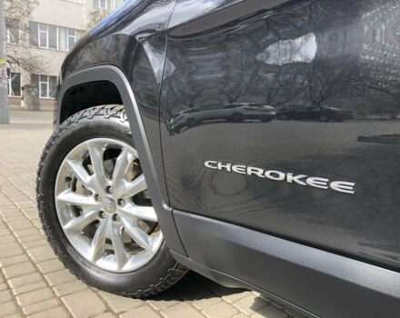 Jeep Cherokee 2015 года - Фото 8 авто