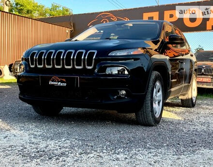 Jeep Cherokee 2015 року