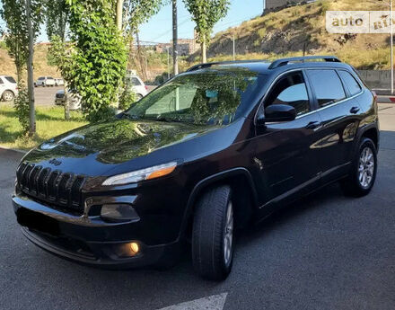 Jeep Cherokee 2017 года