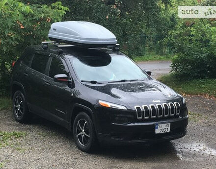 Jeep Cherokee 2013 года