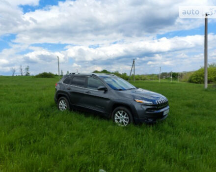 Фото на відгук з оцінкою 4.6   про авто Jeep Cherokee 2014 року випуску від автора “Евген” з текстом: Один из лучших кроссоверов, если не лучший, в своем классе. Высокий клиренс как для кроссовера, к...