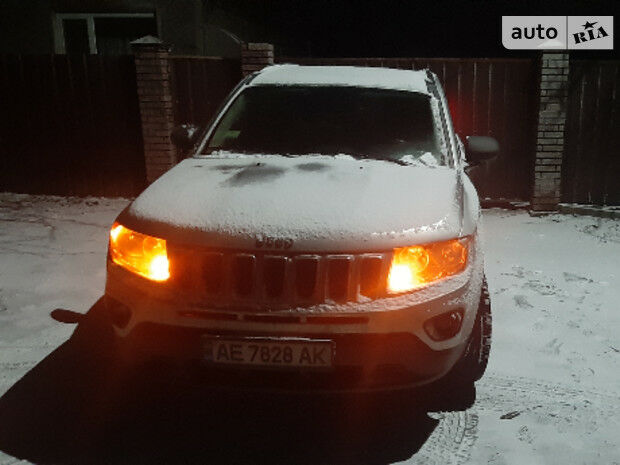 Джип Компас 2011 года Jeep Compass 2011 года