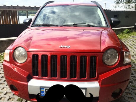 Джип Компас 2008 року Jeep Compass 2008 року