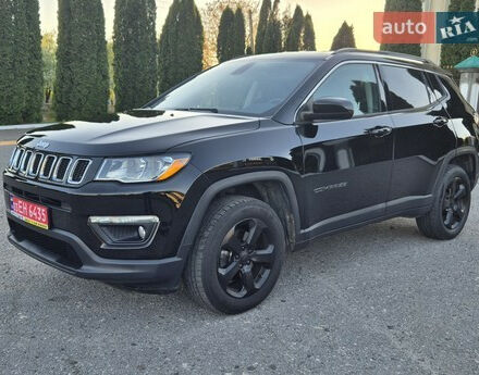 Фото на відгук з оцінкою 4.4   про авто Jeep Compass 2018 року випуску від автора “Dmytro” з текстом: Читав і дивився перед купівлею відгуки, тож після після півроку і 5тисяч користування хочу залиши...