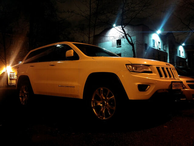 Jeep Grand Cherokee 2014 року