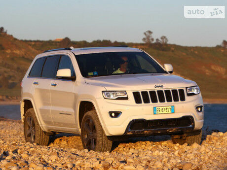 Jeep Grand Cherokee 2015 року