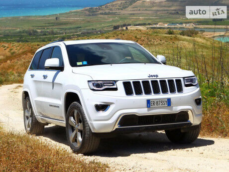 Jeep Grand Cherokee 2013 року