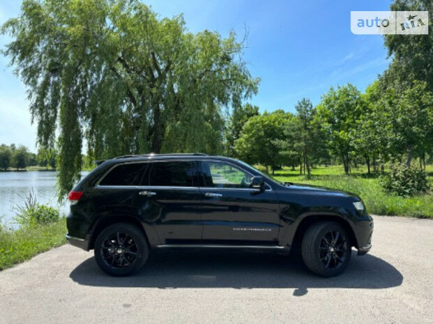 Jeep Grand Cherokee 2014 года