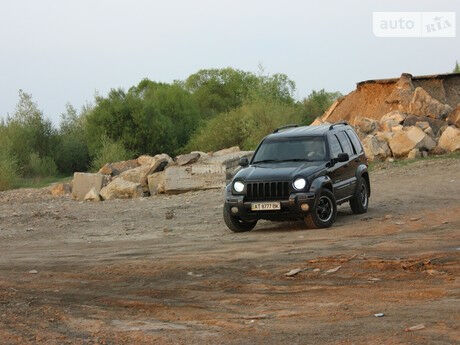 Jeep Liberty 2003 года