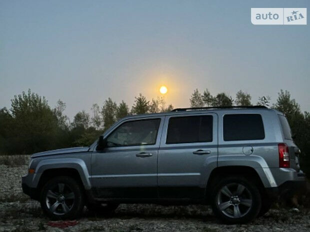 Jeep Patriot 2015 року