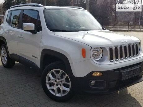 Джип Ренегат 2015 року Jeep Renegade 2015 року