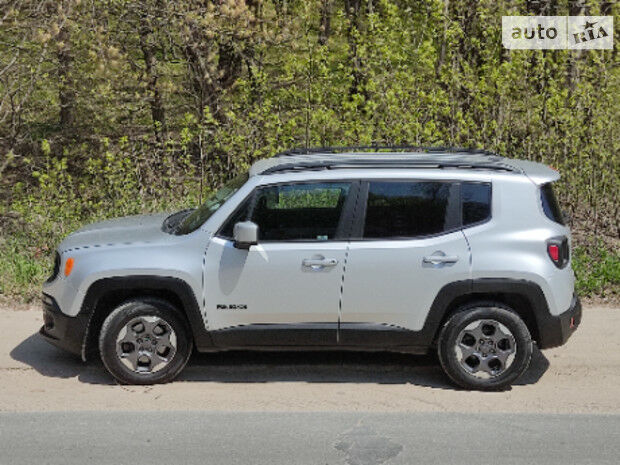 Jeep Renegade 2015 года