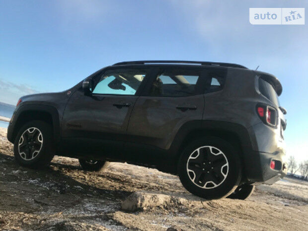 Jeep Renegade 2016 года