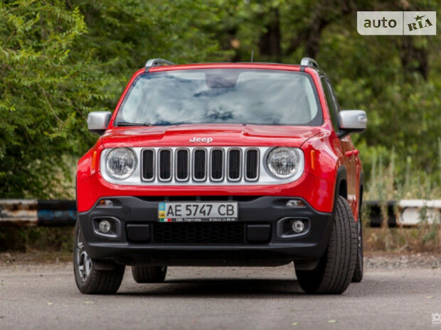 Jeep Renegade 2016 року