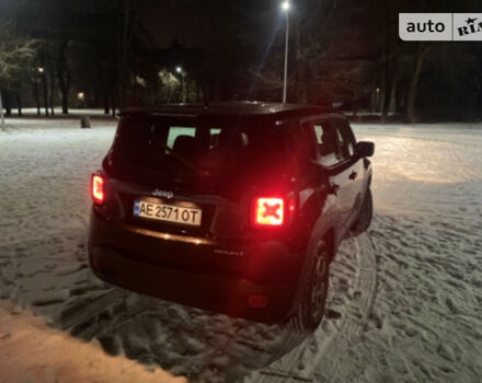 Jeep Renegade 2015 года - Фото 2 авто