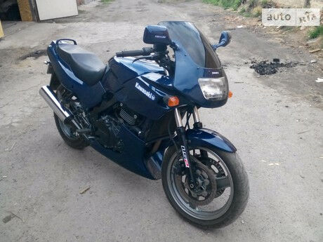 Кавасаки ГПЗ 1996 року Kawasaki GPZ 1996 року