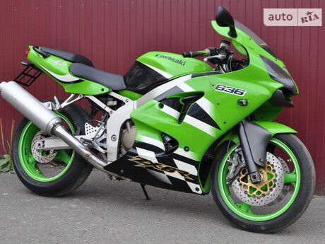 Кавасаки Ниндзя 2002 года Kawasaki Ninja 2002 года