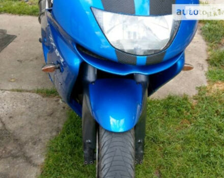 Фото на відгук з оцінкою 5   про авто Kawasaki Ninja 1998 року випуску від автора “игорь” з текстом: Очень бодрый мотоцикл, легко управляемый, удобная посадка не дорогой в обслуживании!