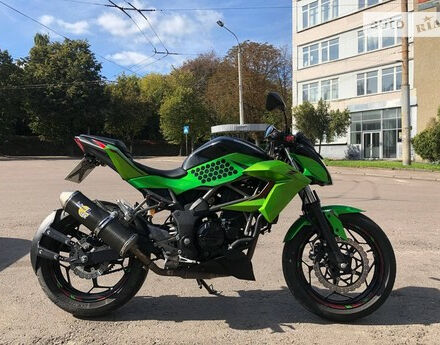 Фото на отзыв с оценкой 4.6 о Kawasaki Z 250SL 2016 году выпуска от автора "Вікторія" с текстом: Плюси:+маневреність+динаміка і максималка для даної кубатури+вчить думати на дорозі та пробачає п...