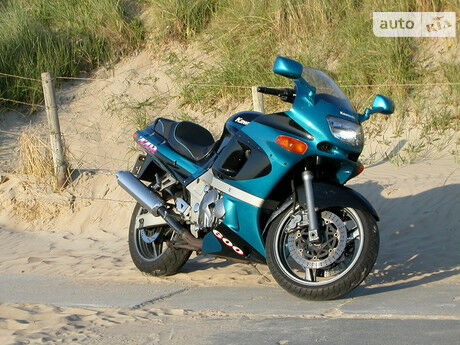 Kawasaki ZZR 1996 года