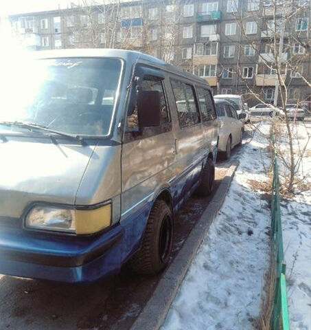 Kia Besta 1992 року