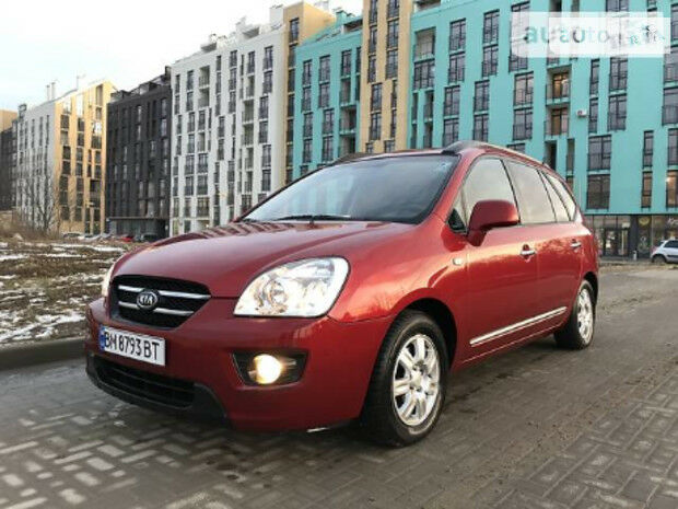 Киа Каренс 2008 года Kia Carens 2008 года
