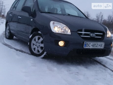 Kia Carens 2008 года