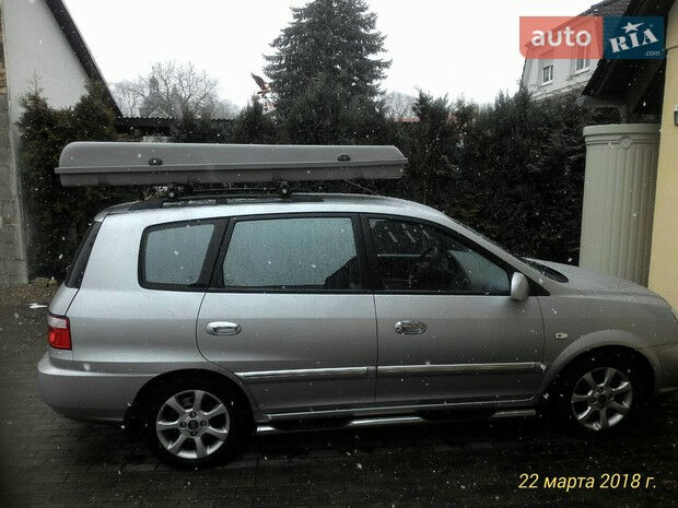 Kia Carens 2005 года