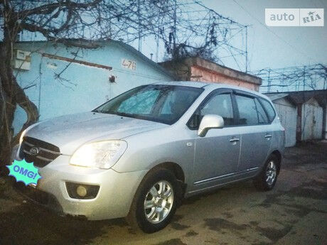 Kia Carens 2008 года